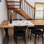 Timeless Barn ليوبليانا