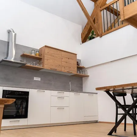 Timeless Barn 卢布尔雅那